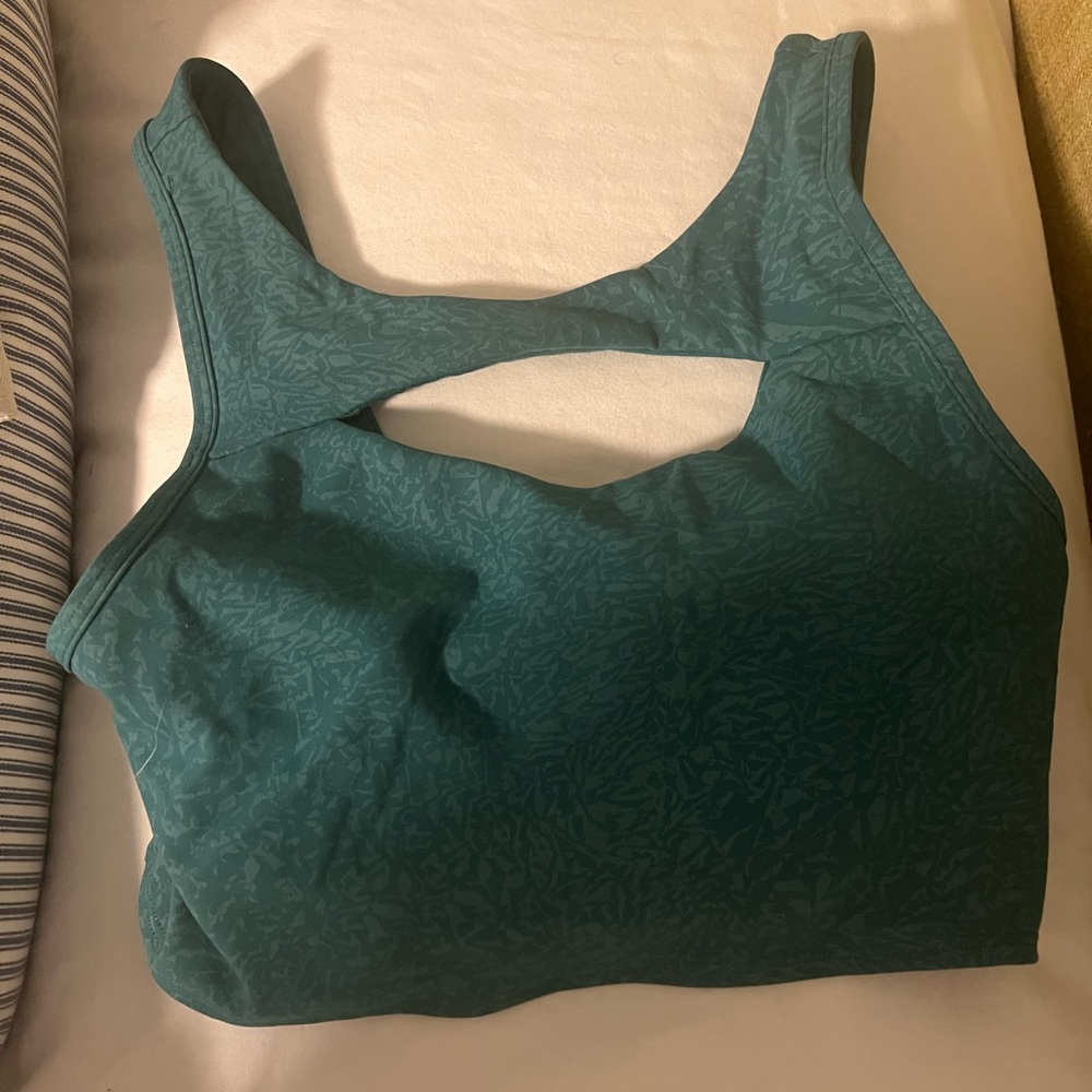 Lululemon Emerald Green sports bra size 6